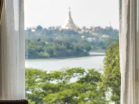 Esperado Lakeview Hotel Hotels in Botataung