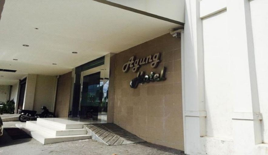 2. Hotel Ag..