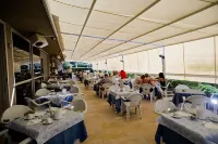 Hotel Select - en bord de mer