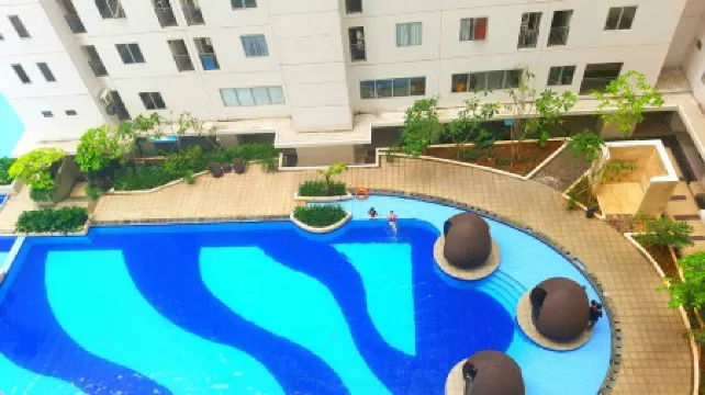 Channel Stay at Bassura City Apartment