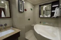 Azambezi River Lodge - piscina