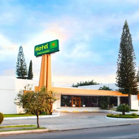 Hotel Paradise Inn