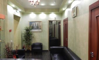 Gostevoy Dom Na Slobodskoy Mini Hotel