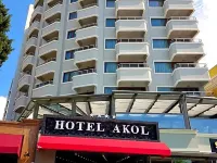 أكول هوتل Hotels near تمثال طروادة