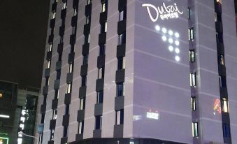 Dubai Hotel