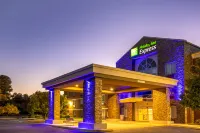 Holiday Inn Express & Suites Salisbury - Delmar