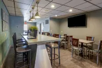 Best Western Plus Woodstock Inn  Suites
