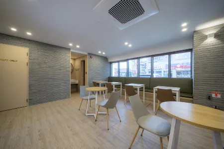 Andong Brown Dot and Andong Culture Street Branch