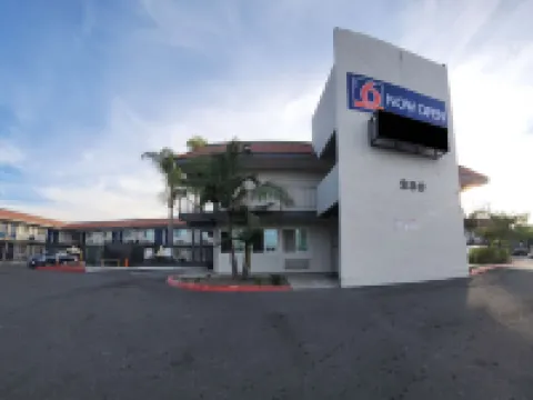 Studio 6 Suites San Ysidro, CA – San Diego South Bay Hotels in San Diego