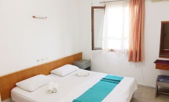 Parmis Rooms - Housity