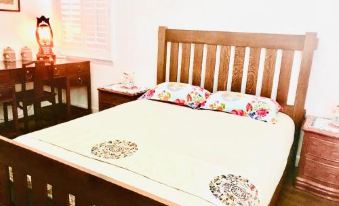 LAX Teresa Air B&B - Housity