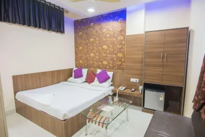 Hotel Swarat Hotels near Online