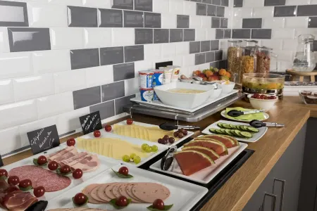 Mk Monteurzimmer Eschborn Отели рядом с достопримечательностью «Арборетум Майн-Таунус»