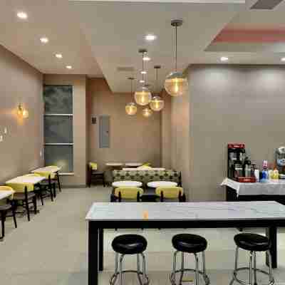 Pacific Motor Inn Dining/Meeting Rooms