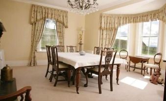 West Longridge Manor B&B