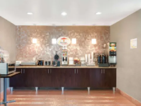 Super 8 by Wyndham Cotulla TX Hotels in Cotulla