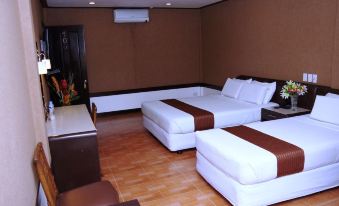 Holiday Spa Hotel Cebu - Housity