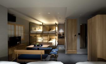 Alphabed Inn Takamatsuekimae
