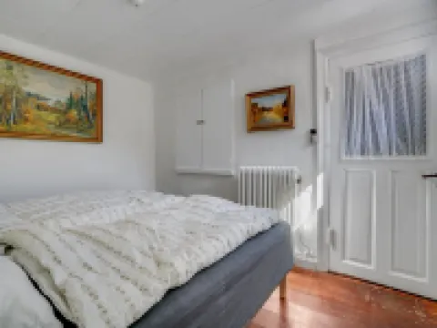 "Laust" - 250m from the Sea