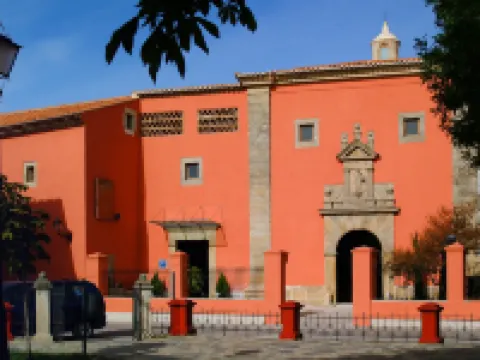 依贊特魯希略酒店 特魯希略酒店