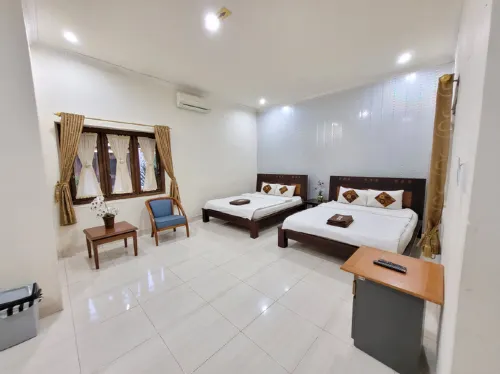 Ndalem Katong Guest House Ponorogo Hotels in Ponorogo