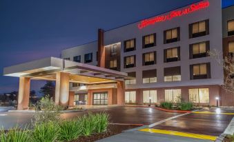 Hampton Inn & Suites by Hilton Santa Rosa Sonoma Wine Country