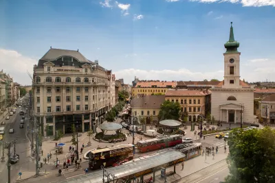 Mercure Budapest Korona Hôtels à : Budapest