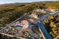 Terra Lucis Mountain Residences - 4-Star