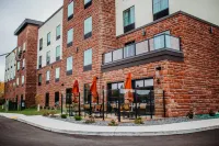 Cobblestone Hotel & Suites International Falls - Parkplatz