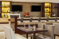 Fullerton Marriott at California State University - bar