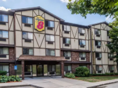 Super 8 by Wyndham Groton Hotels in Groton