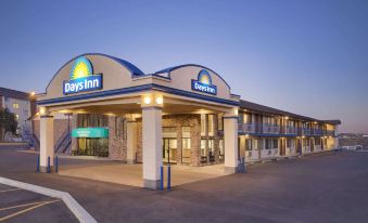 Days Inn by Wyndham Lethbridge