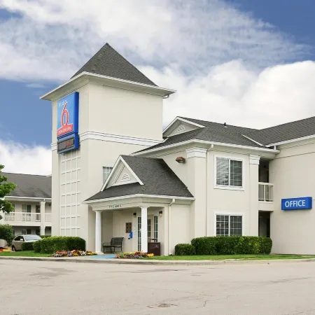 Murray Inn & Suites