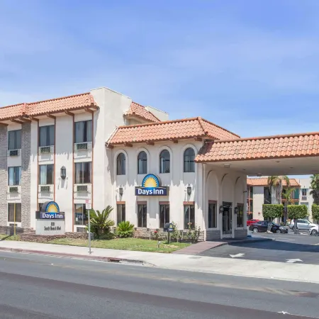 Days Inn by Wyndham Anaheim Near the Park