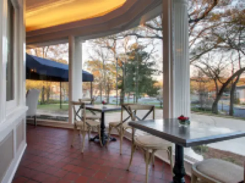 Hotel Finial, BW Premier Collection Hotels in Anniston