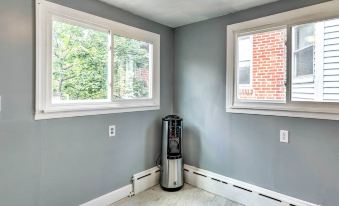 East Lansdowne Escape - Near Philadelphia Zoo - Housity