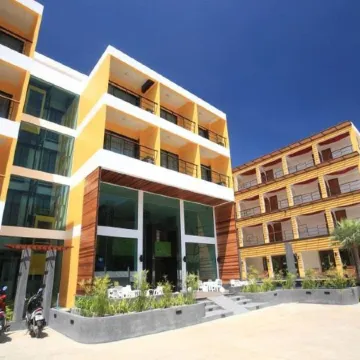 Keeree Ele Resort Отели рядом с достопримечательностью «Pearl Beach»