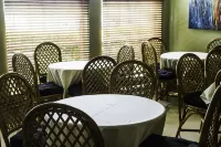 Bojo Beach Resort - breakfast