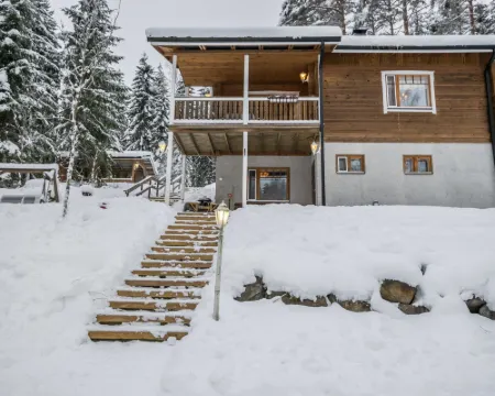 Mäntyrinne 康阿斯涅米酒店