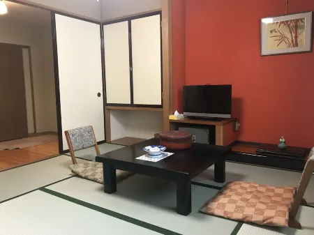 Horinji Spa Отели рядом со станцией JR Etchu-Yamada station