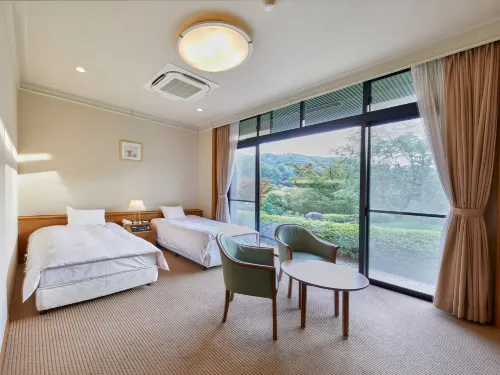 Hotel Lake Villa Hotels in Iga