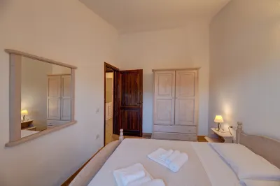 The Fantastic Residenza Badus 2-bedroom apartment sleeps 6(+child) With Sea View Hotels in 