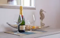 Villa Diamante Torre Lapillo with Air Conditioning, Parking and Wi-Fi Hotels in Torre Lapillo