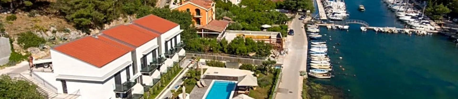 4-star Select Hotels