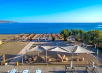 Enorme Teatro Beach Hôtels à : Agios Dimitrios