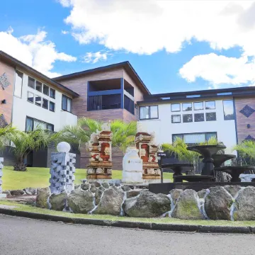 Andanomori Izu Ippekiko