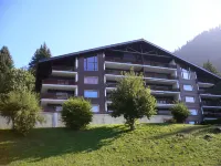 Schuss 23 Aigle Castle 주변 호텔