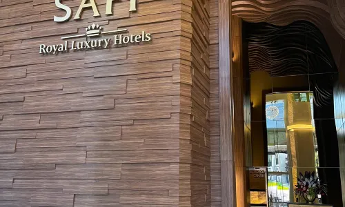 Safi Royal Luxury Metropolitan