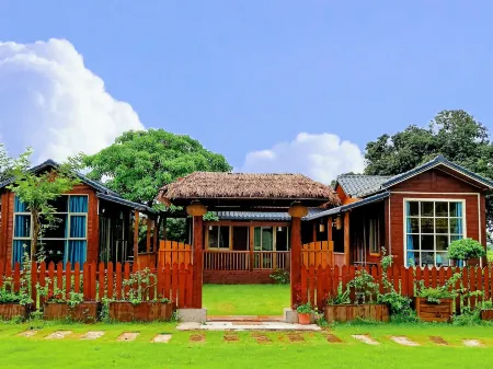 Foshan Qinqin Holiday Homestay Отели рядом с достопримечательностью «Xujiang Ancestral House»