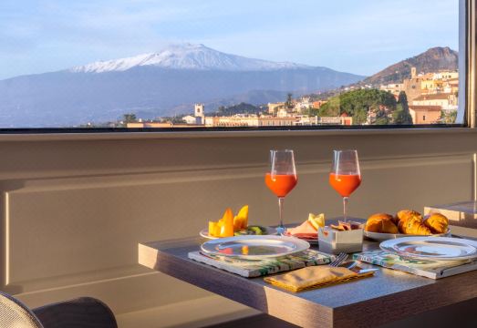 호텔 조식 테라스